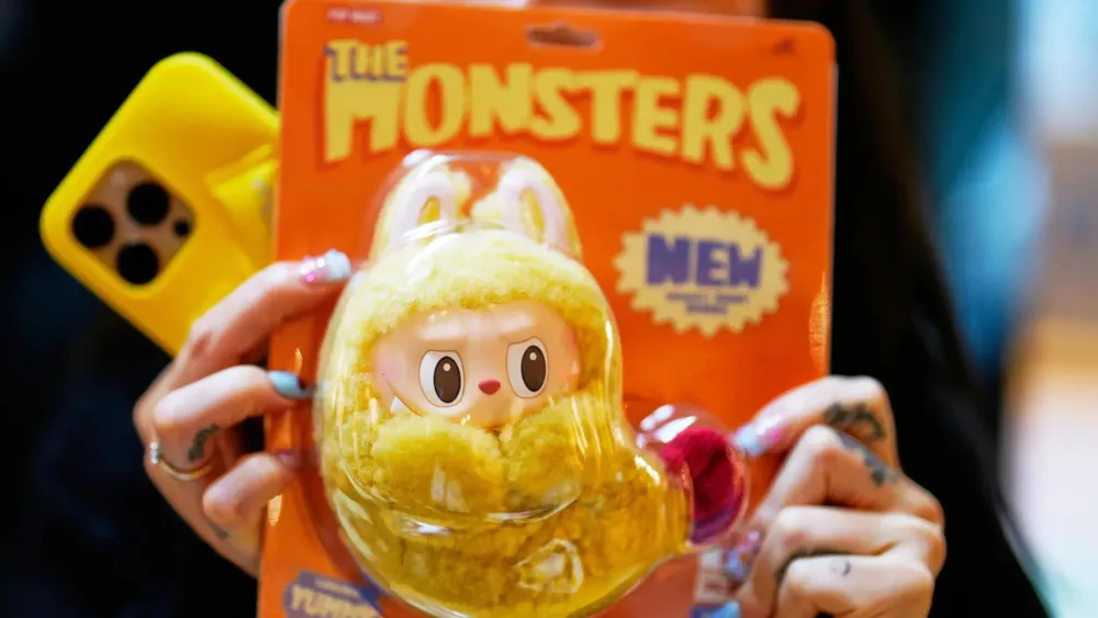 Pop Mart's Labubu Doll Drives 400% Profit Surge, Revenue Expected to Hit $4 Billion