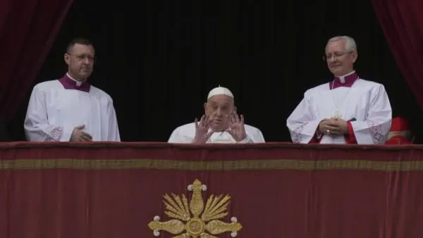 Pope Francis Calls for Gaza Ceasefire During Easter Appearance