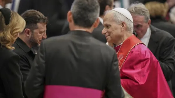 Pope Leo XIV and Zelensky Discuss Peace for Ukraine at Inaugural Mass
