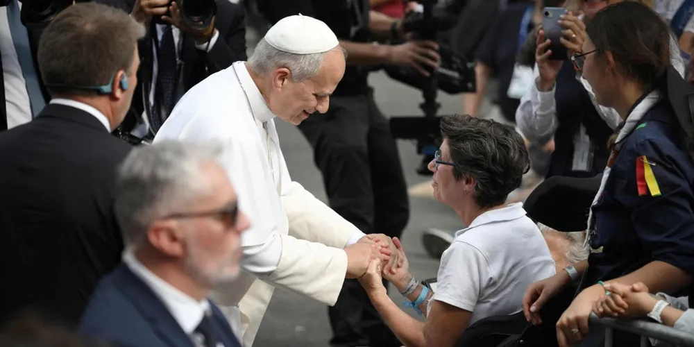 Pope Leo XIV's Visit to France Highlights Commitment to End Clerical Abuse and Call for Moral Leadership