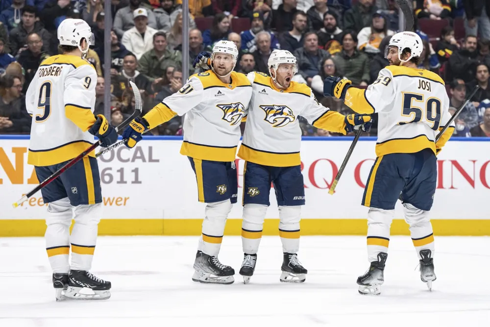 Predators secure 3-0 victory over Canucks with Stamkos' goal and Saros' fourth shutout