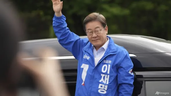 Lee Jae-myung Leads South Korean Presidential Race Amid Controversies and Challenges
