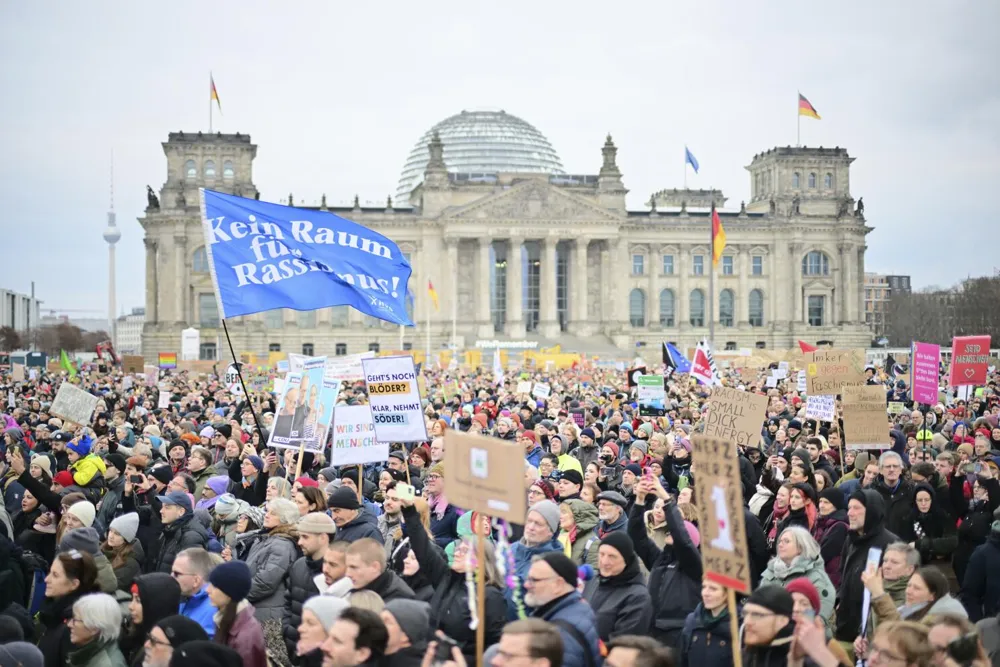 Mass Protests Erupt in Germany Against Migration Policies Backed by Far-Right Party