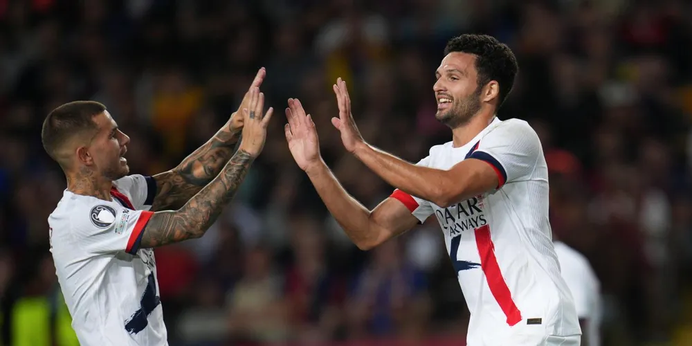 PSG Battles Back to Secure 2-1 Win Against Barcelona in Champions League