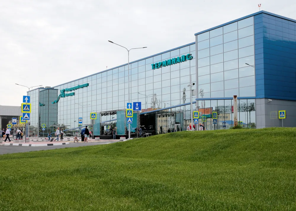 Putin Renames Volgograd Airport to Stalingrad, Sparking Historic and Political Implications