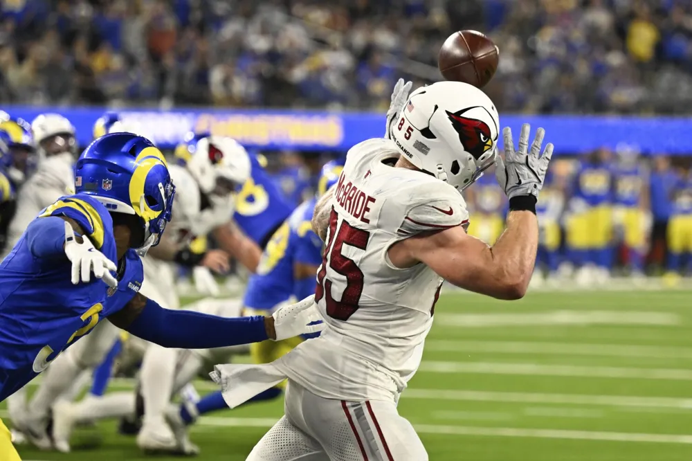 Rams Secure 13-9 Win Over Cardinals Thanks to Witherspoon's Key Interception