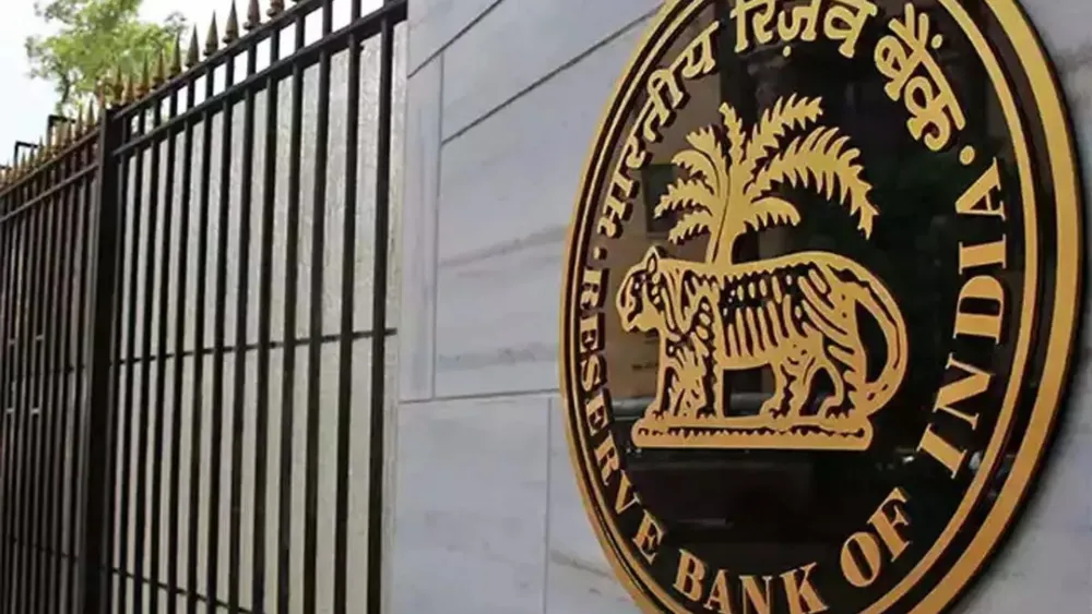 RBI highlights rising attrition rates in private sector banks