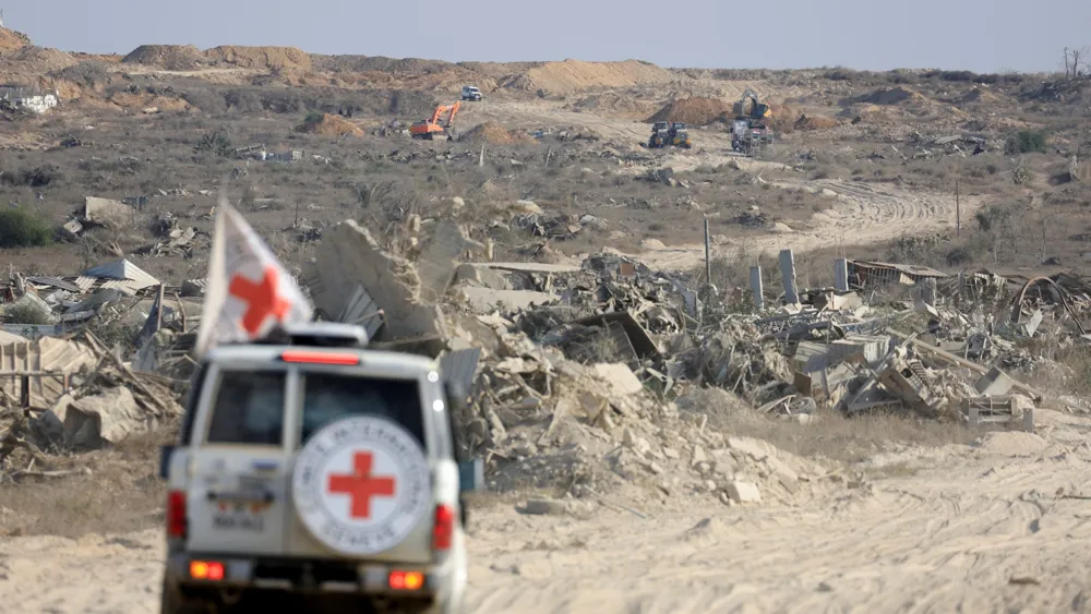 Red Cross to Cut 2,900 Jobs and Slash Budget as Donors Shift Focus