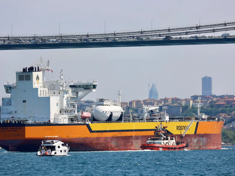 Reliance Industries Confronts Challenges Following US Sanctions on Russian Oil