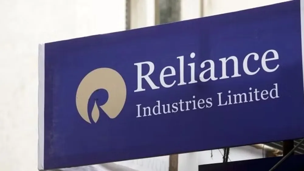 Reliance Industries Invests $13 Billion in Acquisitions, Shifting Focus to Clean Energy and Technology