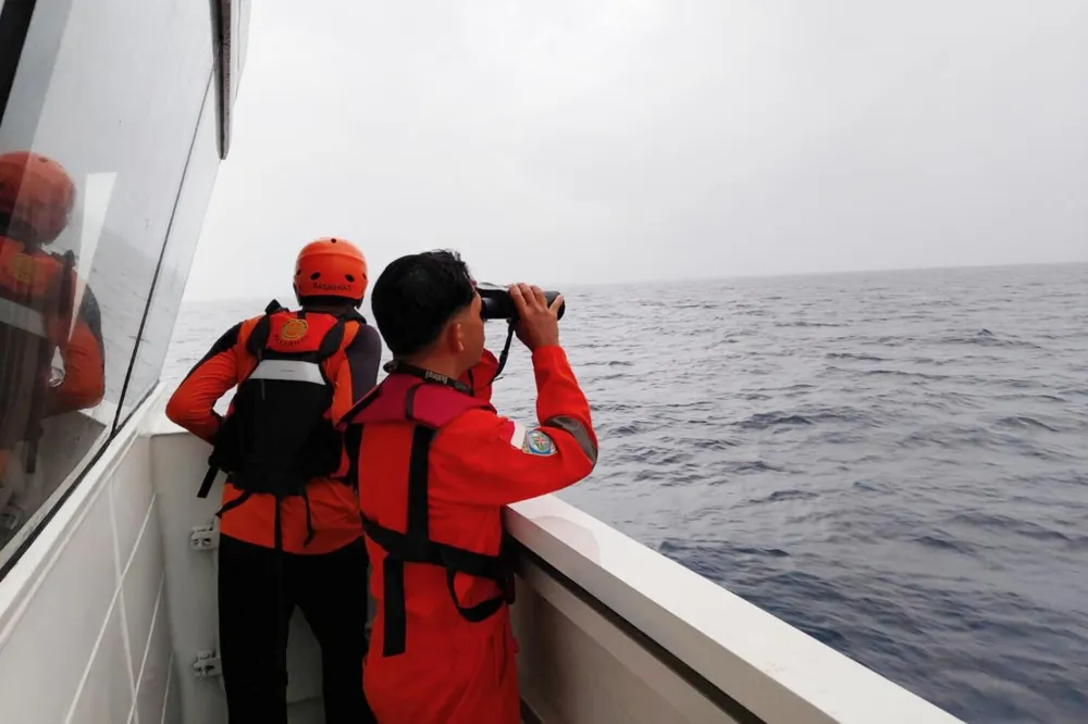 Rescue efforts continue after KM Nurul Salsa sinks off Indonesia, five rescued, 20 missing