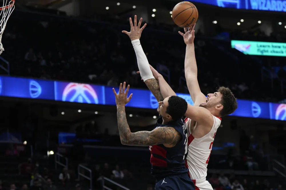 Rockets dominate Wizards with 29 points from Green in pivotal third quarter