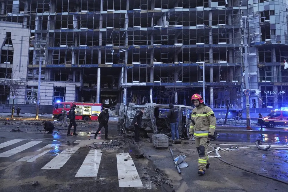 Russia Launches Deadly Attack on Kyiv, Leaving Four Dead and Numerous Injured