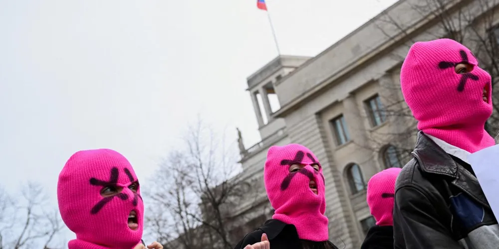 Russian Court Declares Punk Band Pussy Riot an Extremist Organization