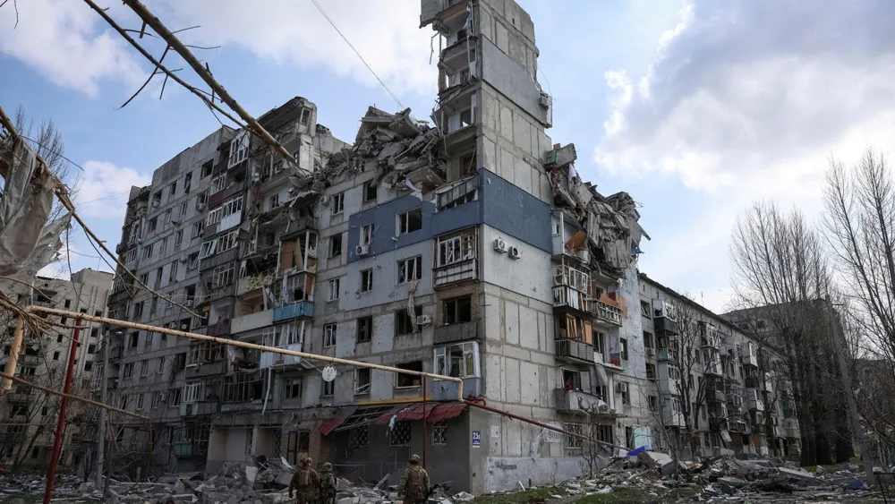 Russian Forces Launch Sudden Offensive in Eastern Ukraine Ahead of Trump-Putin Meeting