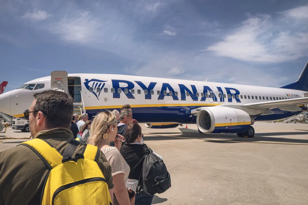 Ryanair Takes Legal Action Against Passenger for Disruptive Behavior on Flight