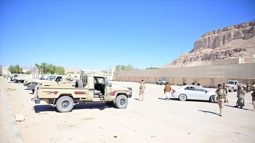 Yemen's separatist leader al-Zubaidi flees amid Saudi strikes and treason charges