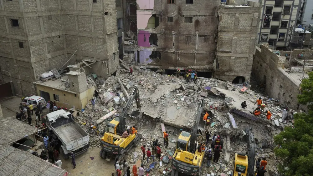 Death toll in Karachi building collapse rises to 27 as rescue operations conclude