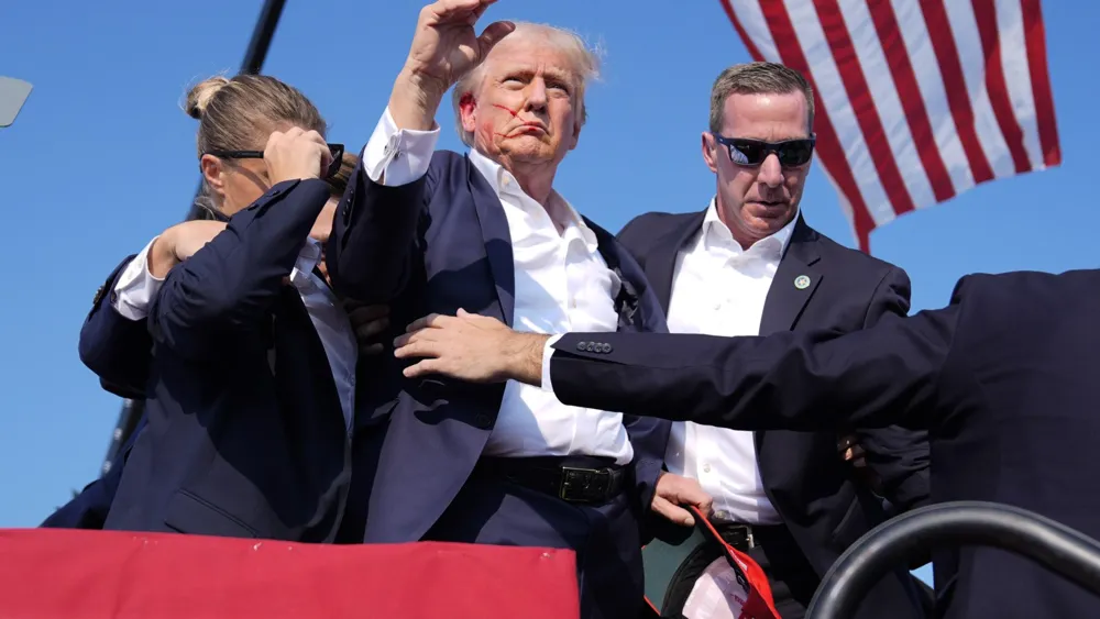Six Secret Service Agents Suspended After Trump Assassination Attempt