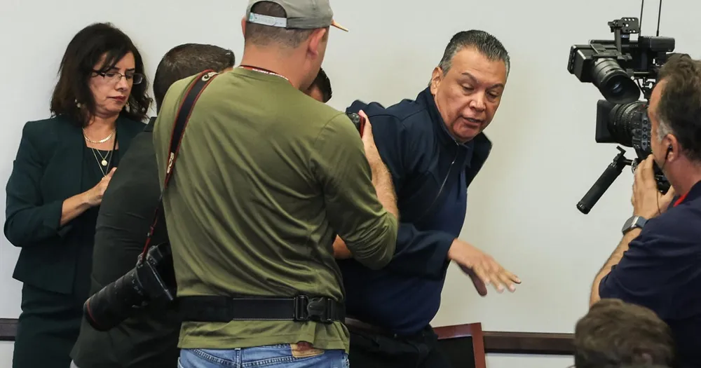 Senator Alex Padilla Forcefully Removed and Handcuffed During Noem Press Conference