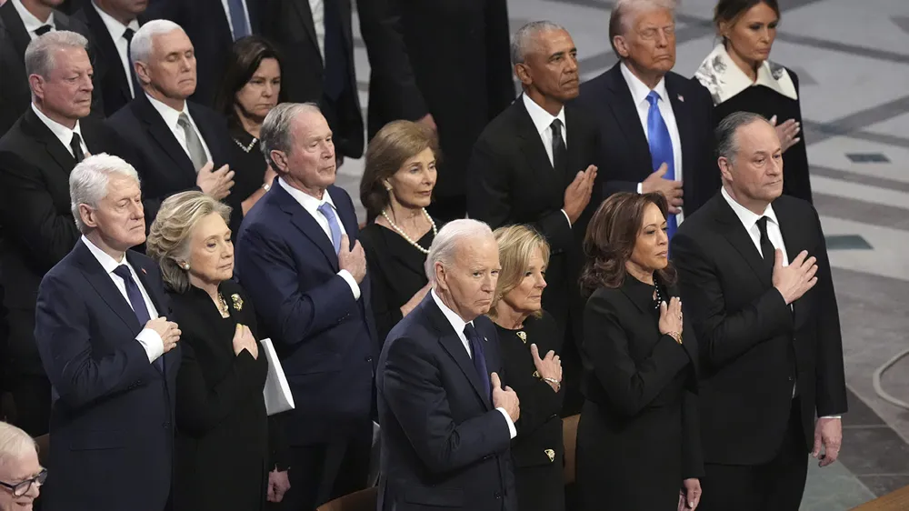 Senate Prepares for Confirmation Battles as Trump Hosts GOP at Mar-a-Lago