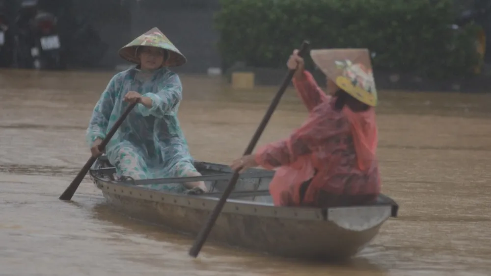 Severe Flooding in Central Vietnam Leads to Rising Fatalities and Evacuations
