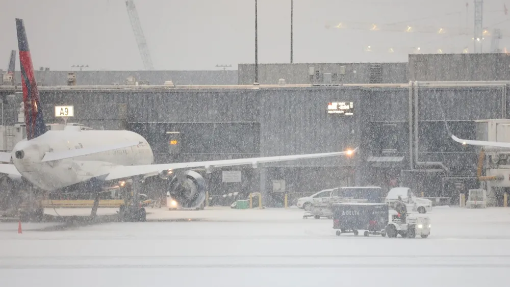 Severe winter storm blankets Southern U.S. with record snowfall