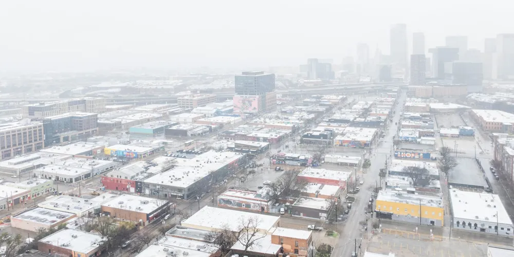 Severe winter storm leads to over 1,700 flight cancellations in the US