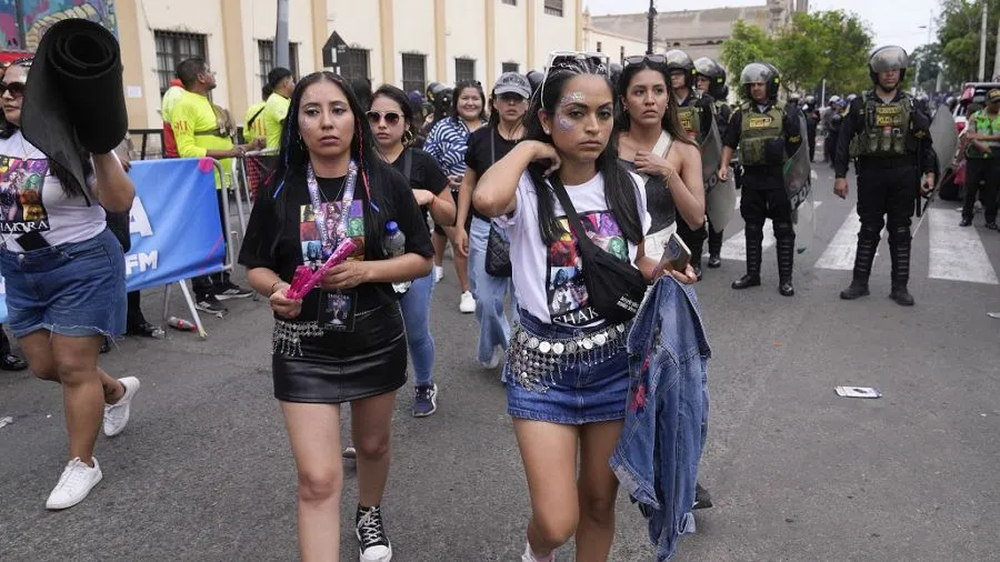 Shakira Cancels Lima Concert After Being Hospitalized, Plans Reschedule