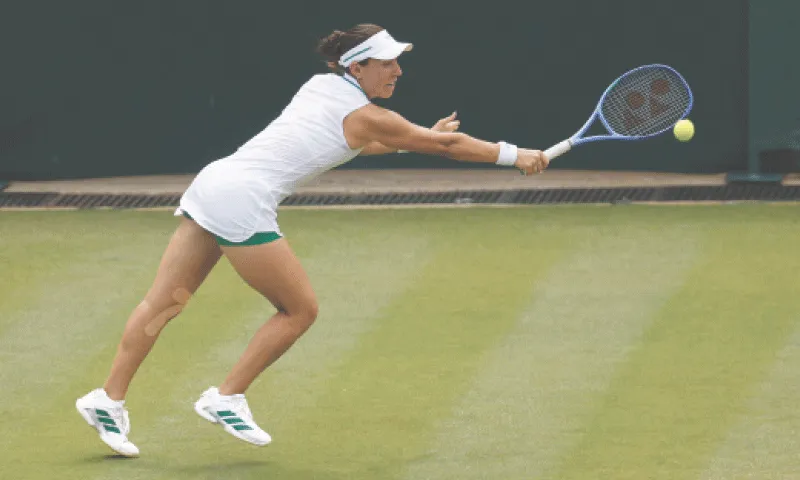 Sinner dominates first round as Pegula and other seeds exit Wimbledon