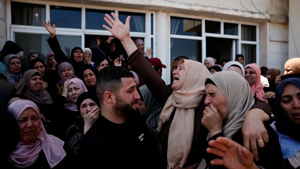 Six Nations Impose Sanctions on Israeli Settler Violence in West Bank