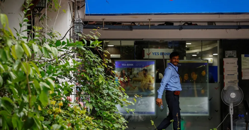 SMBC Approaches Major Stake Acquisition in India's Yes Bank