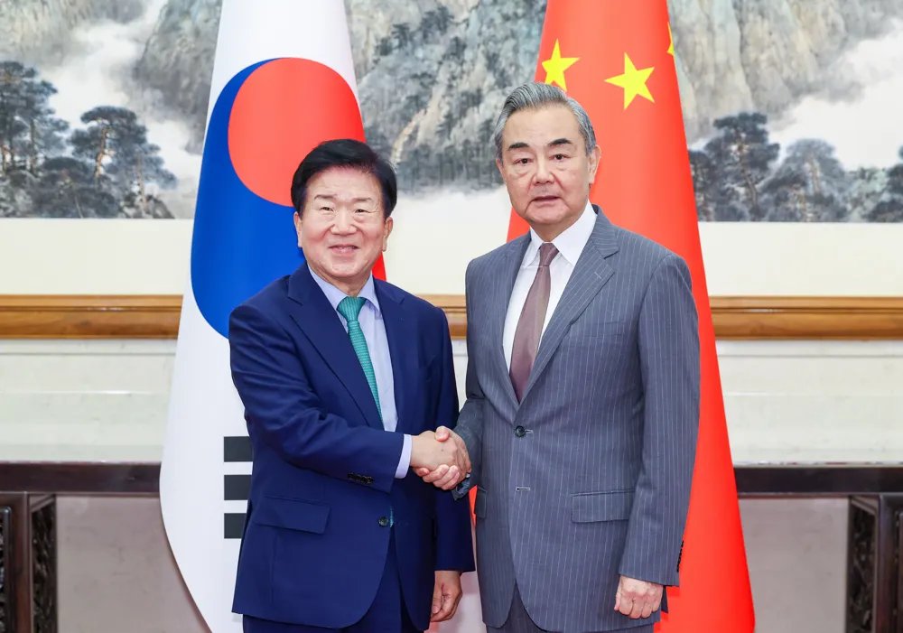 South Korea and China Seek to Normalize Ties Amid Economic Cooperation Efforts