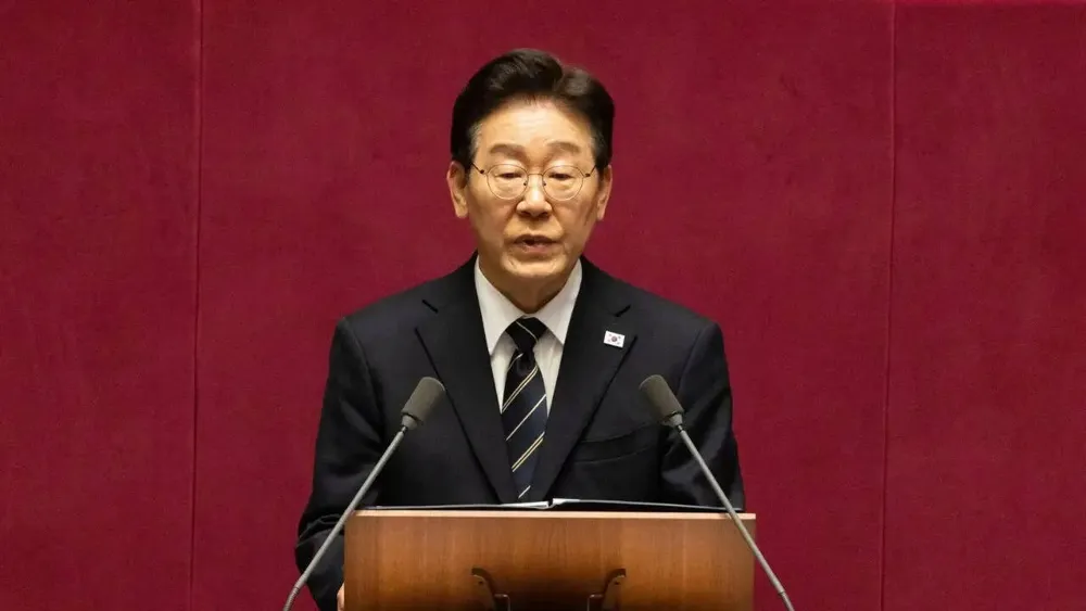 South Korea's President Expresses Regret Over Drone Incursion to North Korea