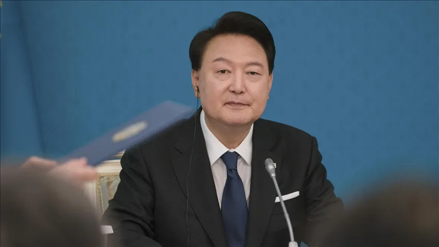 South Korean court dismisses arrest warrant for former President Yoon Suk-yeol