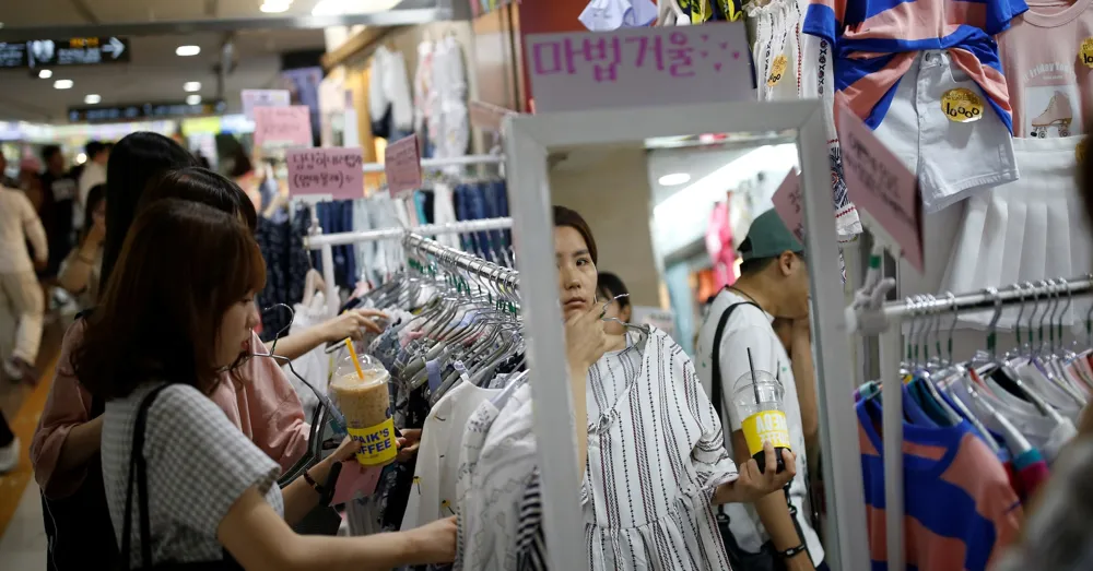 South Korea's December Inflation Surges Past Expectations Amid Weak Won