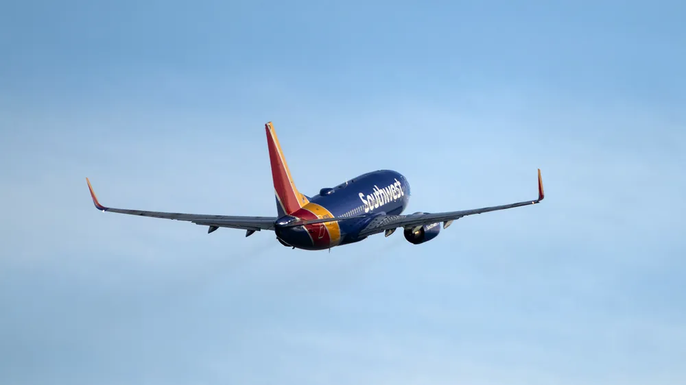 Southwest Airlines Flight Avoids Collision with Private Jet at Chicago's Midway Airport