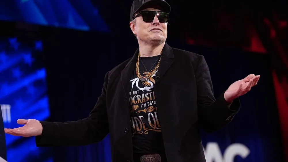 SpaceX Starship Test Flight Fails, Disrupting 240 Flights in Florida