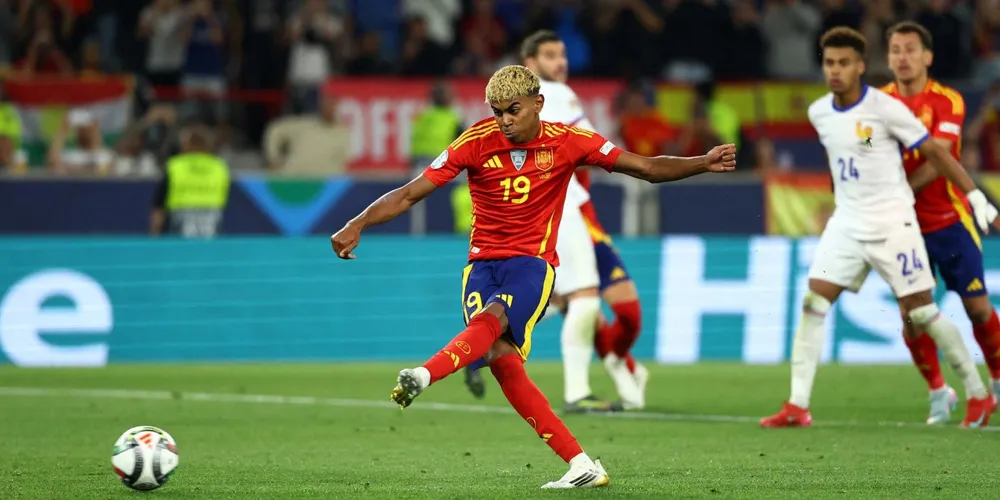 Spain Beats France 5-4 in Thrilling Nations League Semi-Final