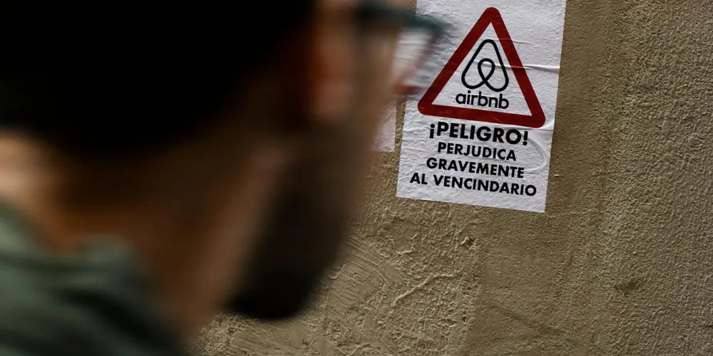 Spain Orders Removal of Over 65,000 Airbnb Listings Amid Housing Crisis