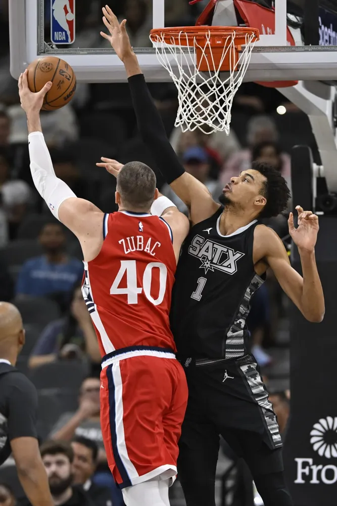 Spurs Dominate Clippers 122-86 with Wembanyama's 27 Points