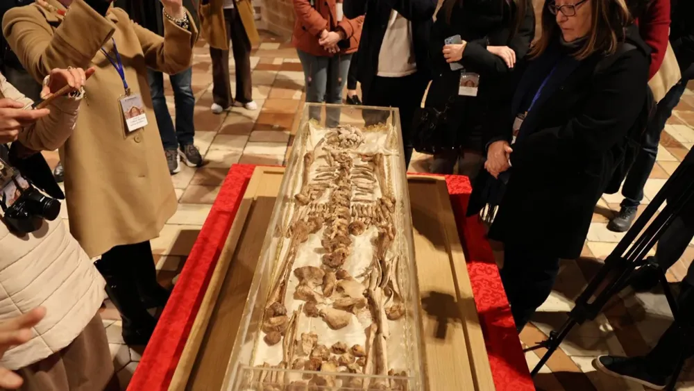St. Francis of Assisi's Bones Exhibit Draws Pilgrims Amid Mixed Reactions