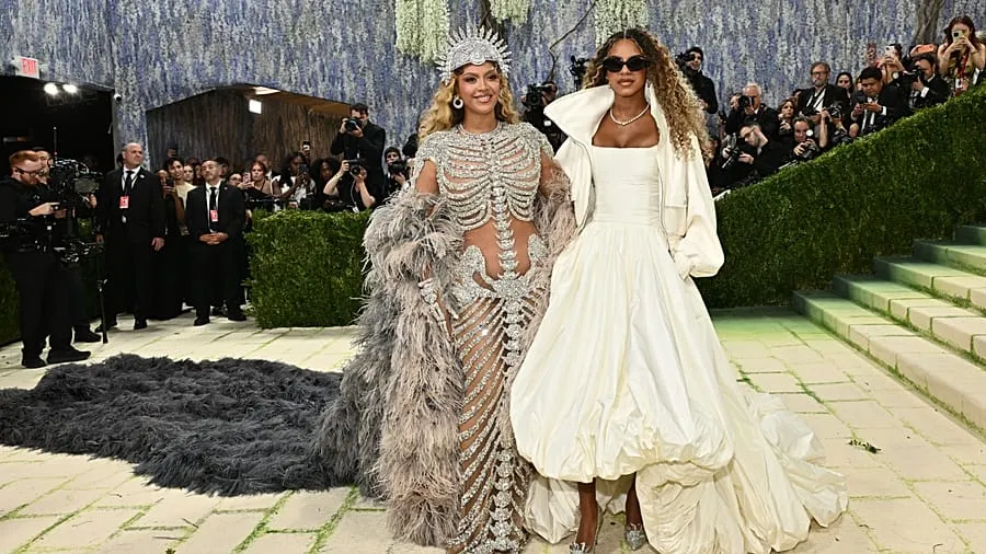 Stars Turn Fashion Into Art at the 2026 Met Gala Amid Controversy