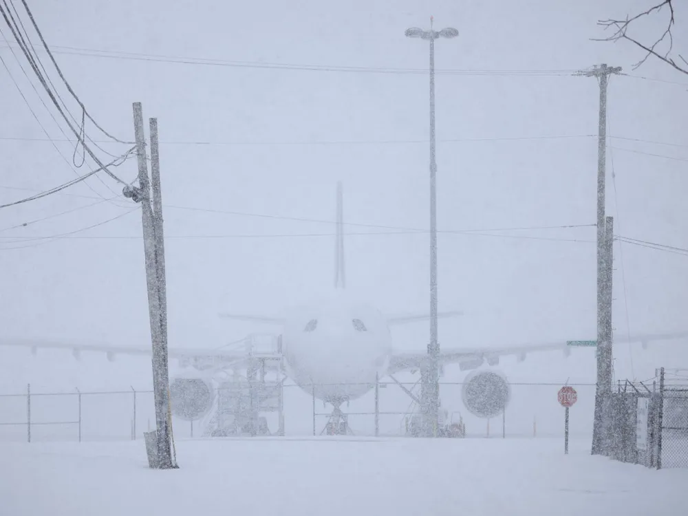 Storm Blair Disrupts Travel: Over 1,000 Flights Canceled in DC Due to Winter Weather