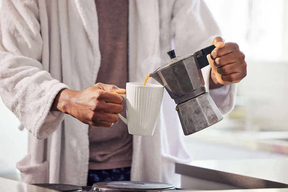 Drinking Coffee in the Morning Linked to Lower Heart Disease Risk and Longer Lifespan, New Study Finds