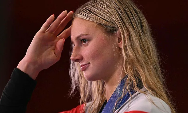 Summer McIntosh Dominates World Championships, Claims Fourth Gold