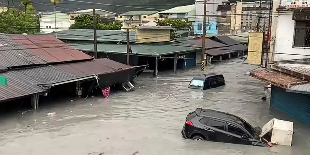 Super Typhoon Ragasa Leaves 14 Dead and Over 150 Missing in Taiwan