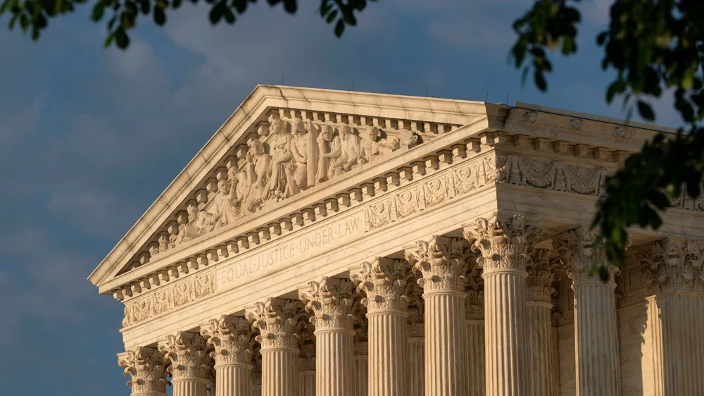 Supreme Court Unanimously Rules in Favor of Ohio Woman's 'Reverse Discrimination' Case