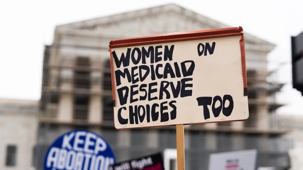 Supreme Court Rules to Allow States to Defund Planned Parenthood's Medicaid Access