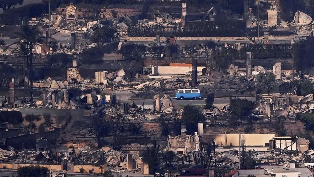 Survival of Retro Blue VW Van Becomes Beacon of Hope Amid Los Angeles Wildfires